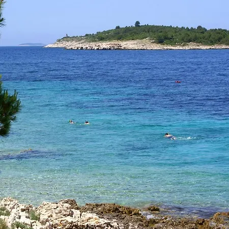 Apartments By The Sea Bilo, Primosten - 3090 *