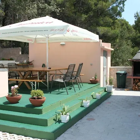 Apartments By The Sea Bilo, Primosten - 3090