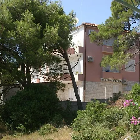 Apartments By The Sea Bilo, Primosten - 3090 Apartment Primosten