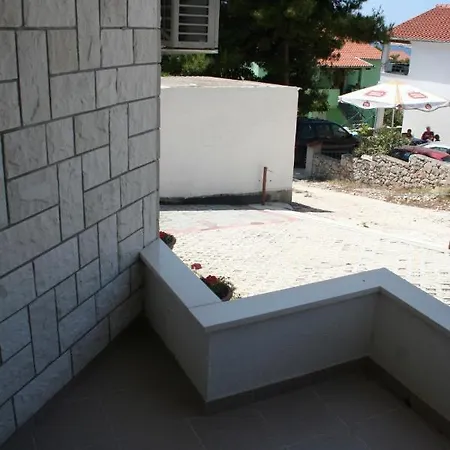 Apartments By The Sea Bilo, Primosten - 3090 Apartment Primošten