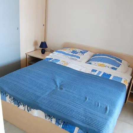 Apartments By The Sea Bilo, Primosten - 3090 Apartment Primosten