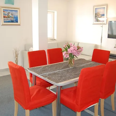 Apartment Apartments By The Sea Bilo, Primosten - 3090 *