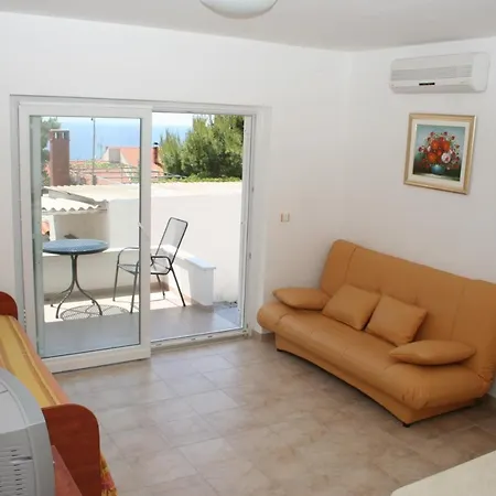 Apartment Apartments By The Sea Bilo, Primosten - 3090 *
