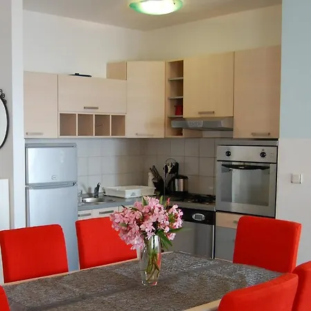 Apartments By The Sea Bilo, Primosten - 3090 Apartment