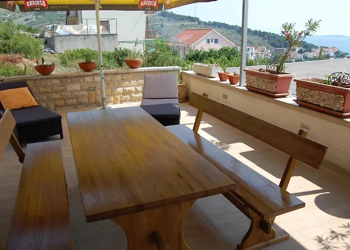 By The Sea Bilo, - 3090